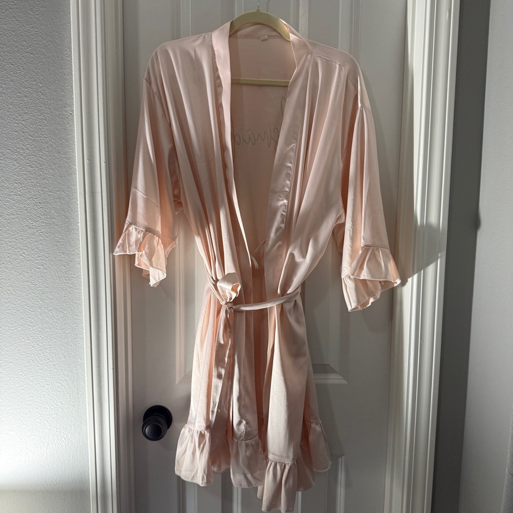 Silky Peach Ruffle Bridesmaid Robe
